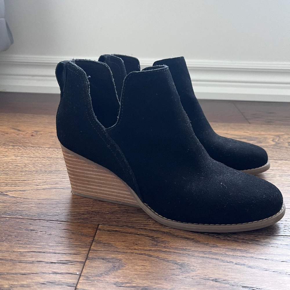 Tom’s Ankle Boots